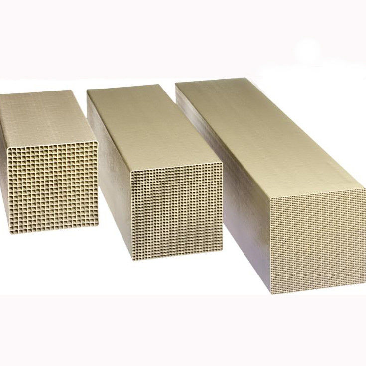100 lub 200 komórek Cordierite Honeycomb Ceramic Catalyst Substrate Nox Reduction